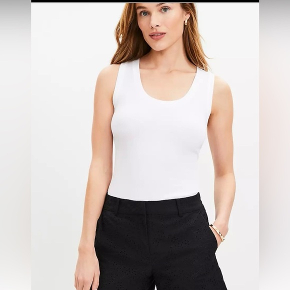 Loft- Riviera Shorts in Palm Eyelet Black Women’s Size 6 - Picture 1 of 11